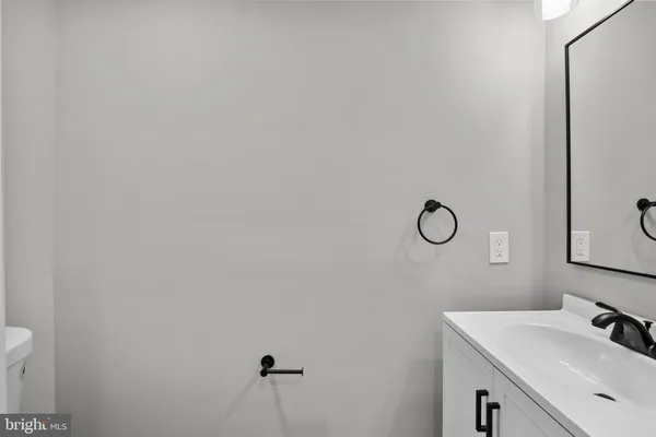 $2,200 | 1709 North Wolfe Street, Baltimore, MD 21213