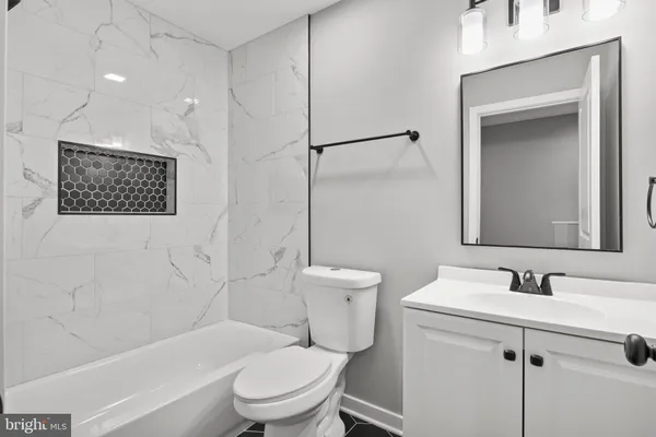 $2,200 | 1709 North Wolfe Street, Baltimore, MD 21213