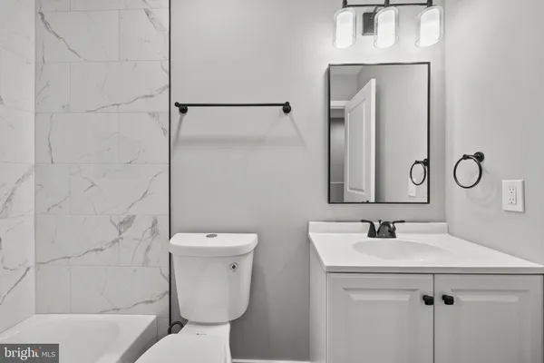 $2,200 | 1709 North Wolfe Street, Baltimore, MD 21213