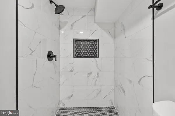 $2,200 | 1709 North Wolfe Street, Baltimore, MD 21213