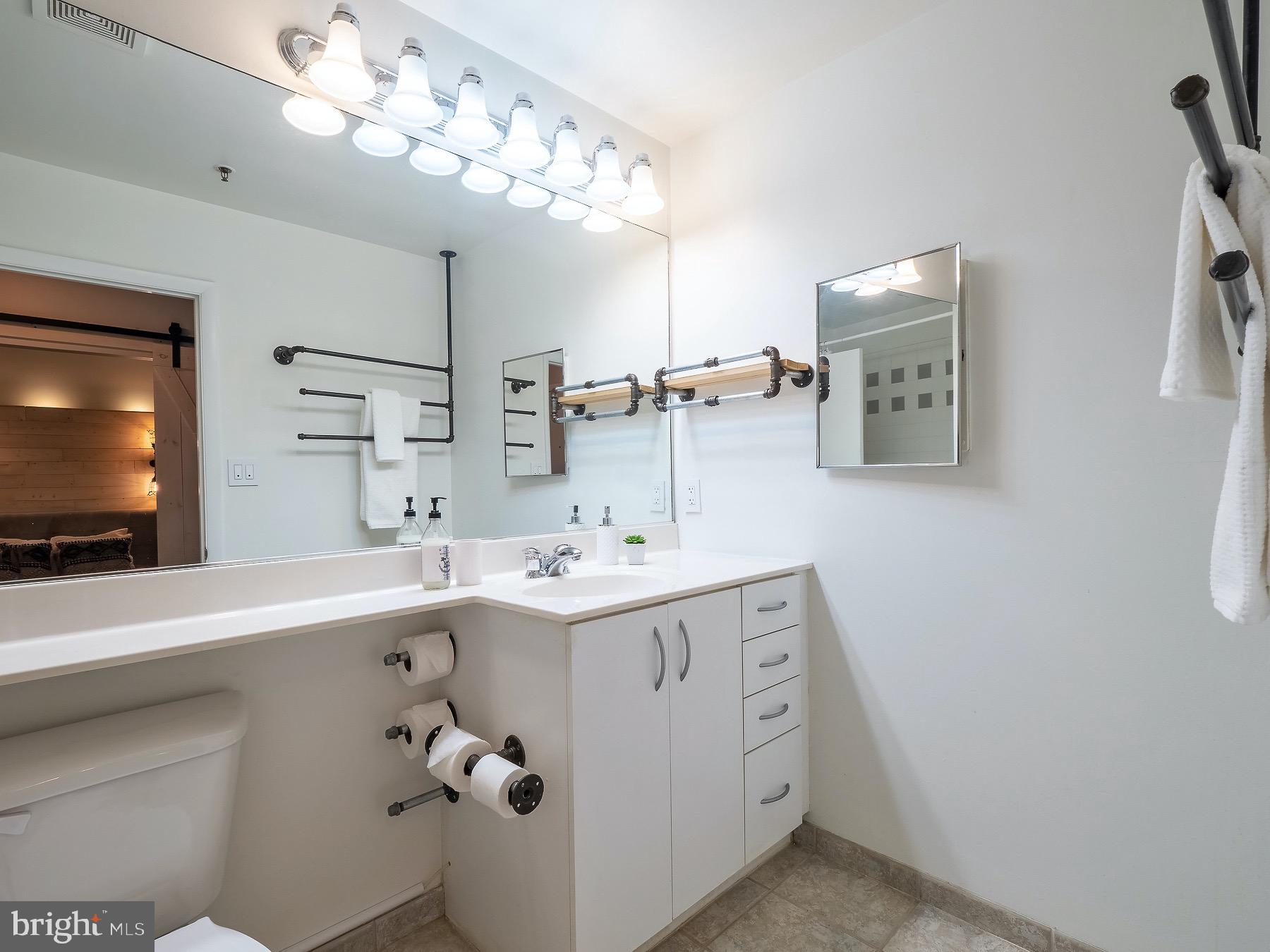 1300 N Street Northwest, Unit 9 Washington, DC 20005 - Photo 26 of 44