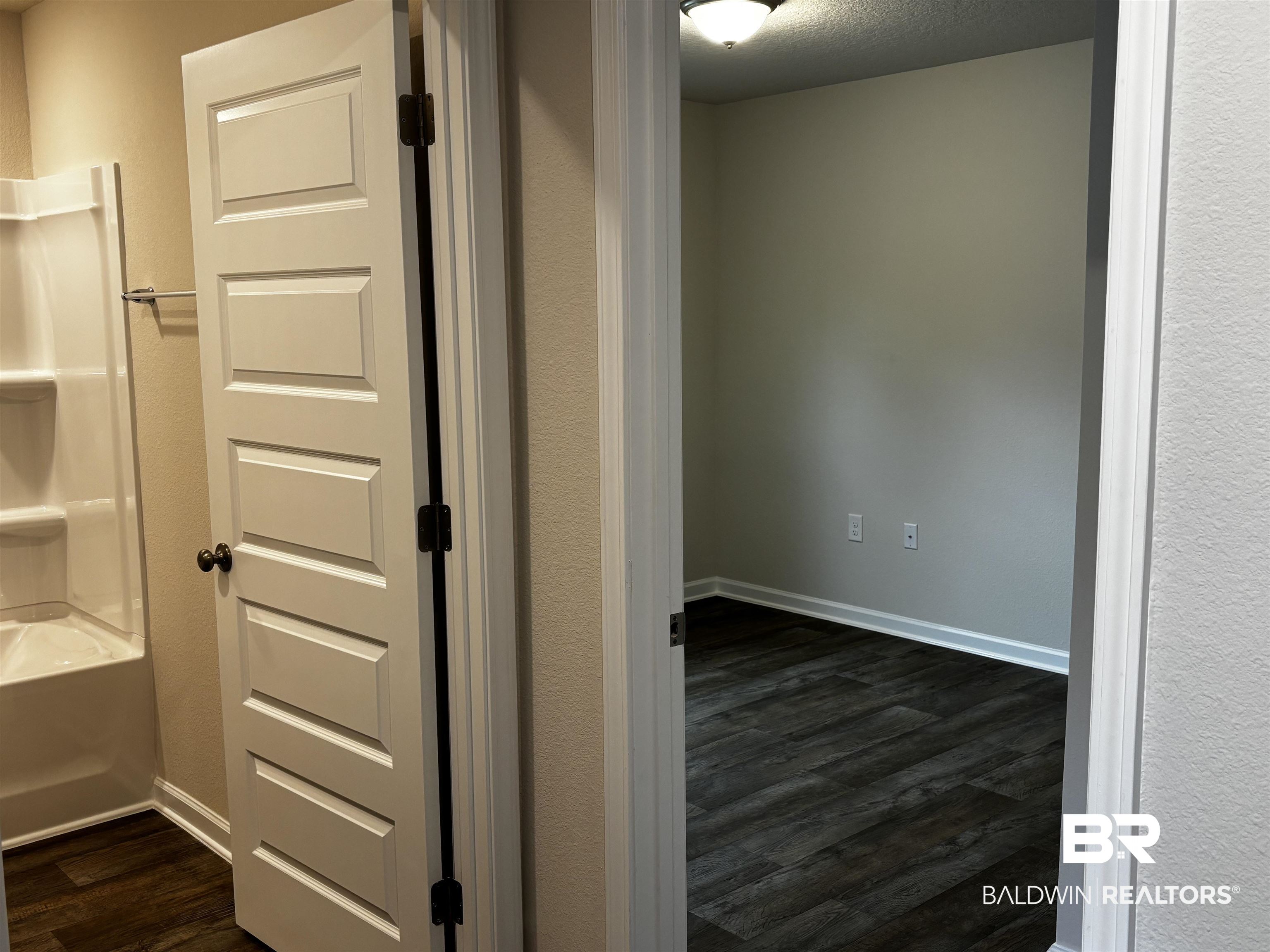 13717 Shea Circle Foley, AL 36535 - Photo 3 of 28