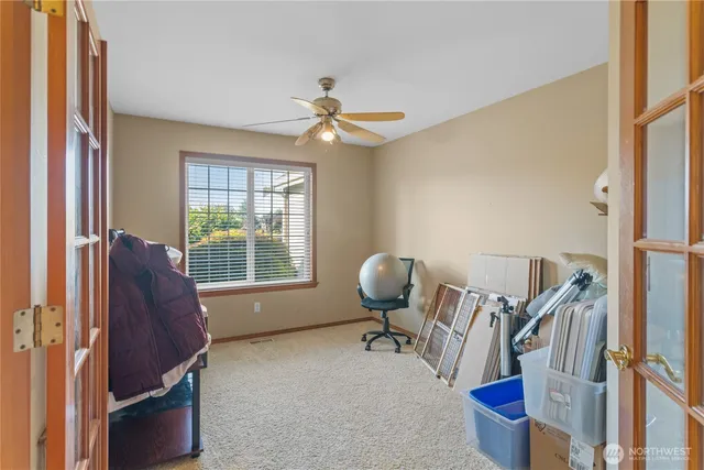 a view of a yard in front of house