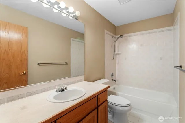 a view of backyard with a garden and plants