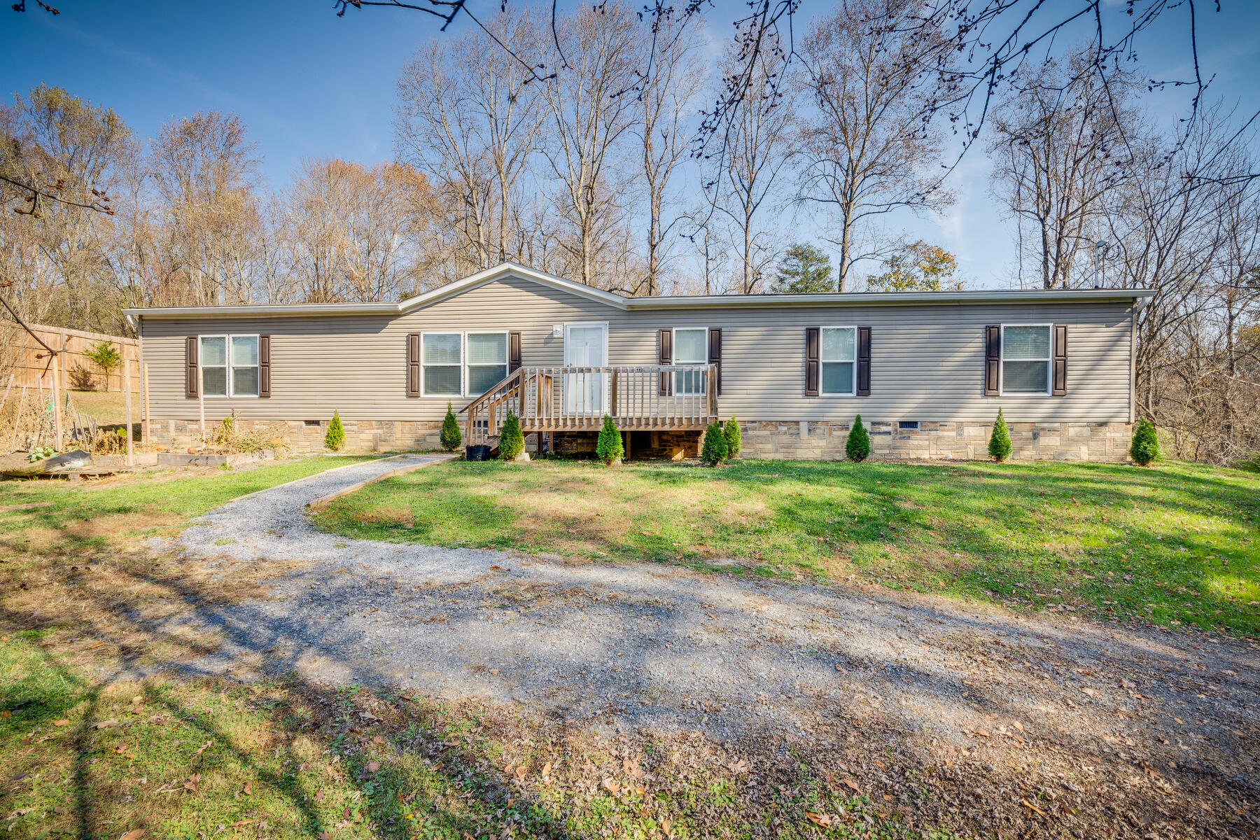 130 Lancer Road Kingsport, TN 37660 - Photo 1 of 25 001 (1)