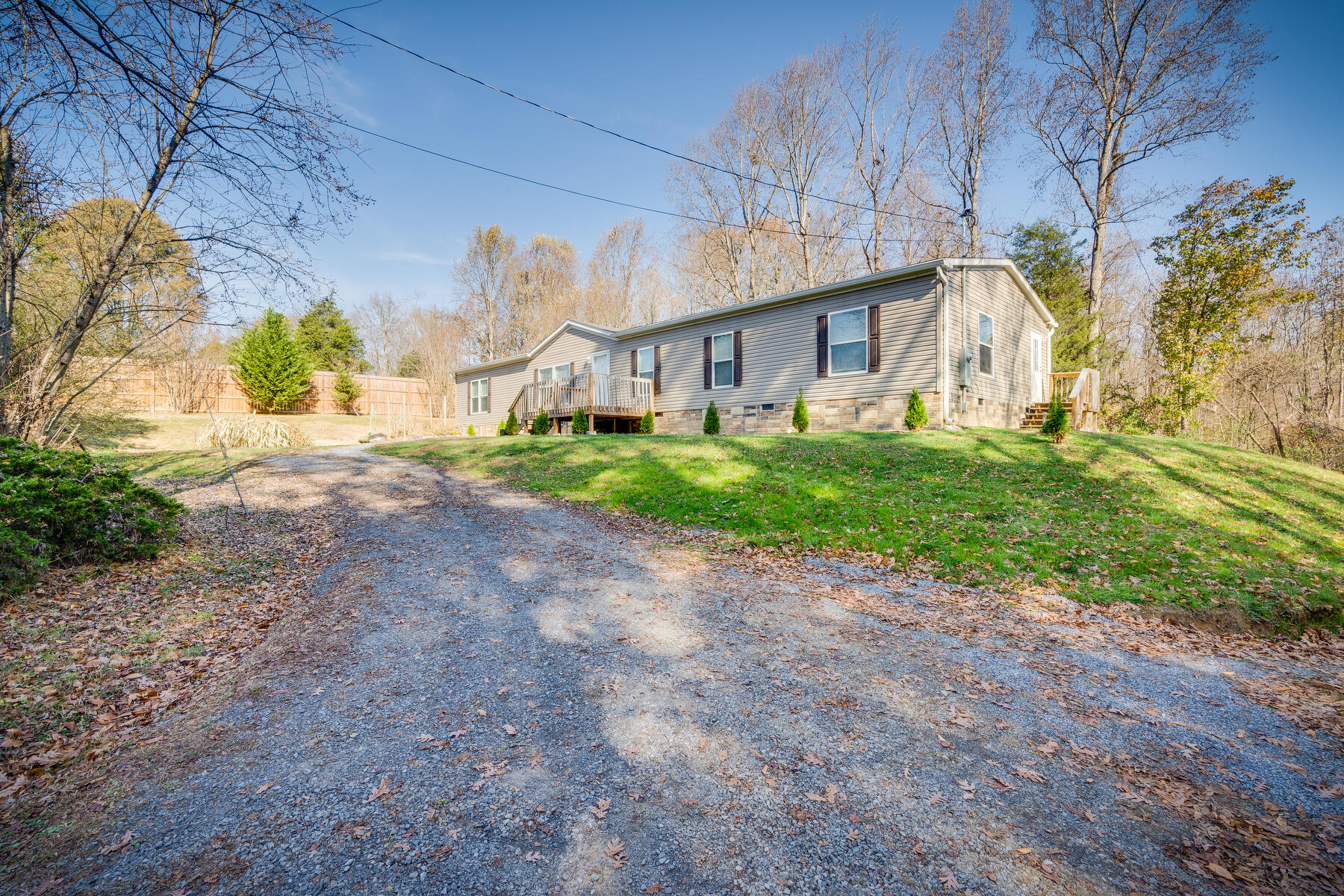 130 Lancer Road Kingsport, TN 37660 - Photo 2 of 25 002 (1)