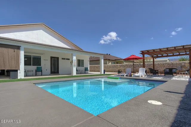 $500,000 | 748 Jalynn Grace, Canutillo, TX 79835