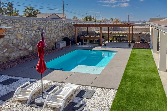 $500,000 | 748 Jalynn Grace, Canutillo, TX 79835