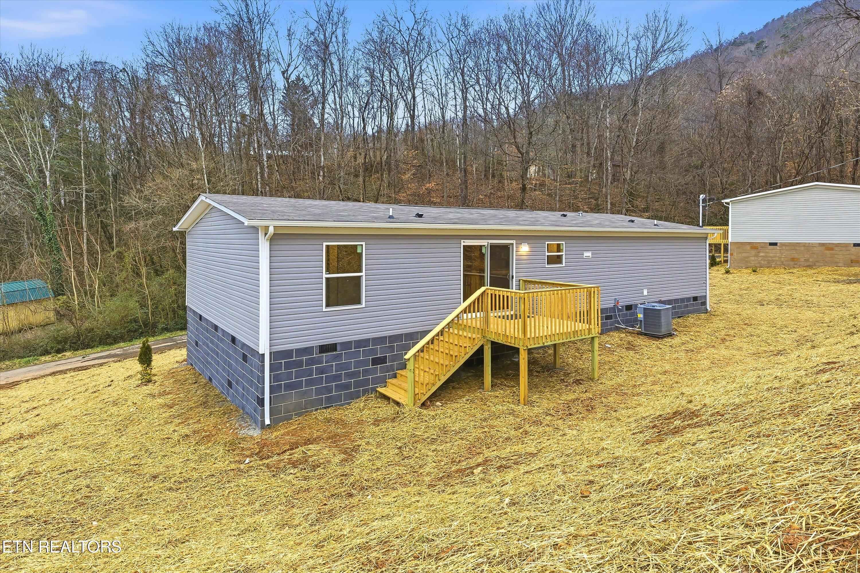 504 Short Street La Follette, TN 37766 - Photo 25 of 35 25-504 Short St-25