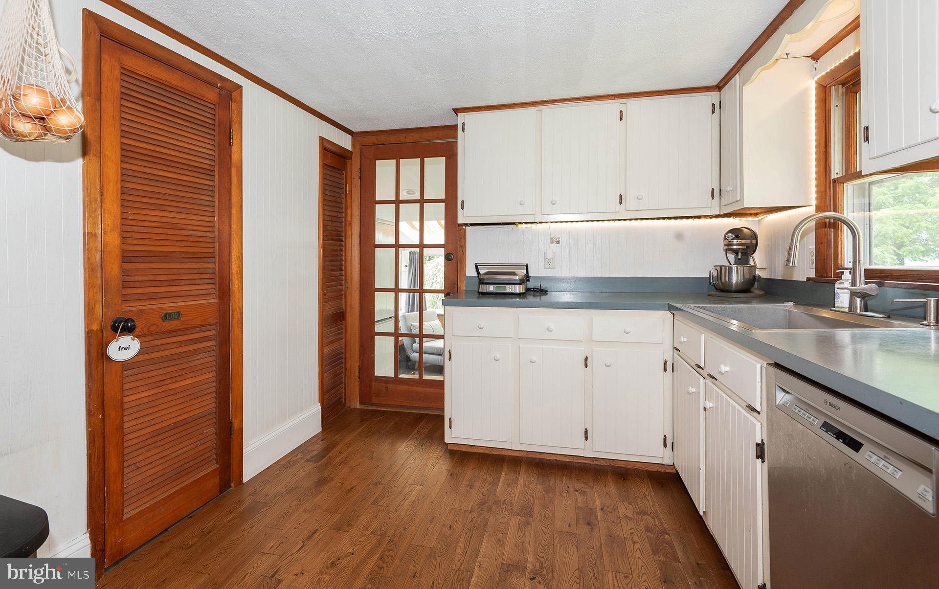 8316 Dock Road Pasadena, MD 21122 - Photo 29 of 74 Gallery Image 29