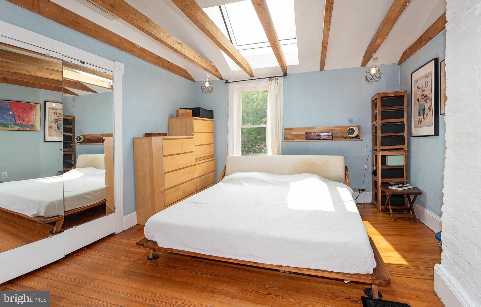 8316 Dock Road Pasadena, MD 21122 - Photo 37 of 74 Stunning wood beams and skylight