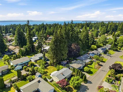 $885,000 | 19906 83rd Place West, Edmonds, WA 98026