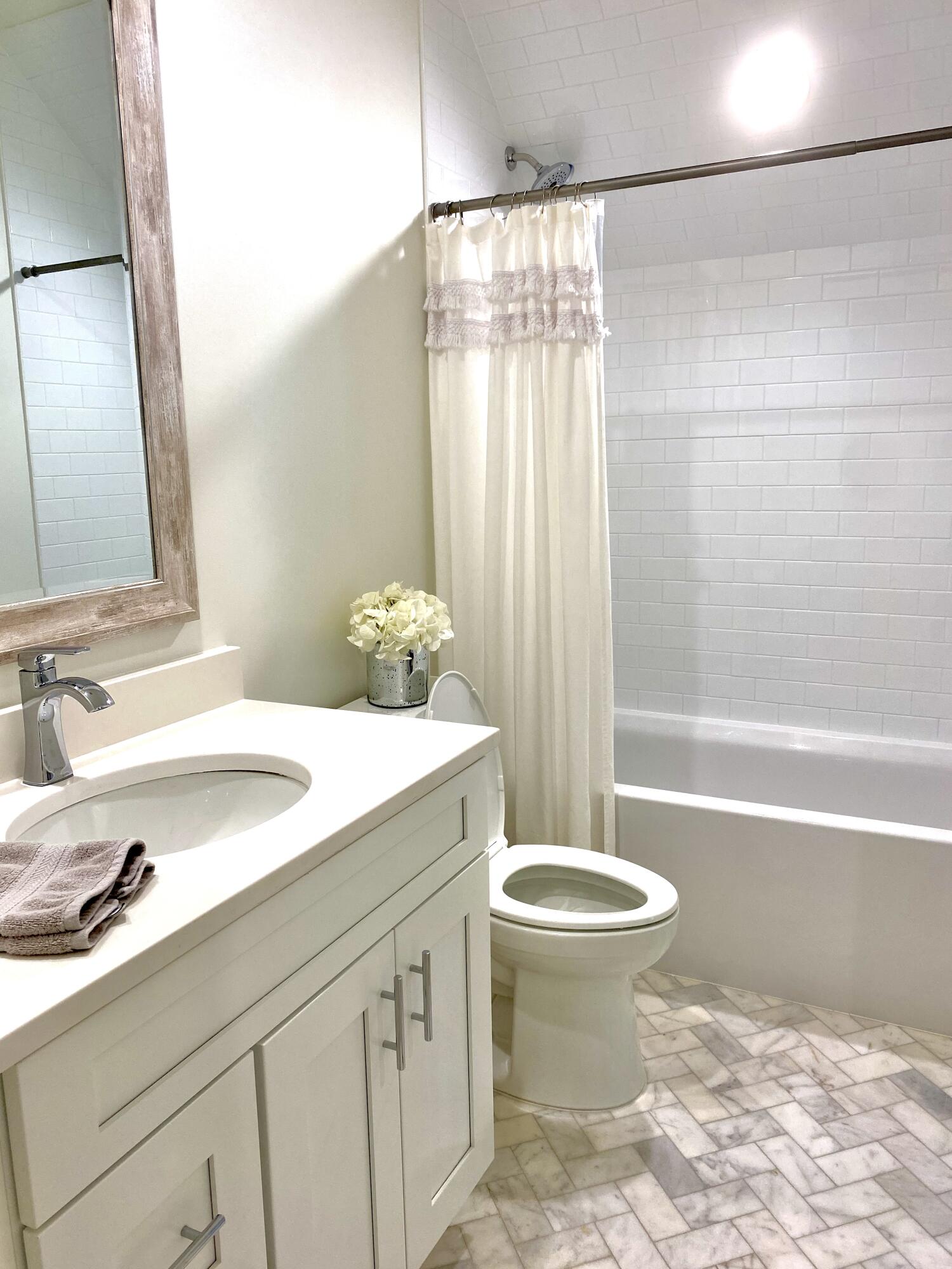 426 Morrison Avenue Santa Rosa Beach, FL 32459 - Photo 17 of 18 a bathroom with a sink toilet and shower