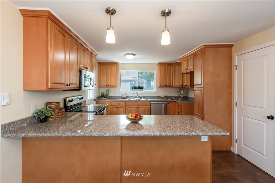 1219 Ivy Road Bremerton, WA 98310 - Photo 14 of 35 Gallery Image 14