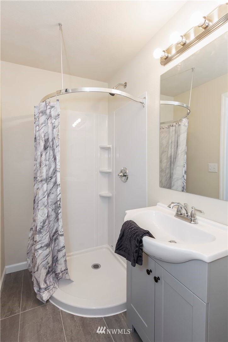 1219 Ivy Road Bremerton, WA 98310 - Photo 24 of 35 Gallery Image 24