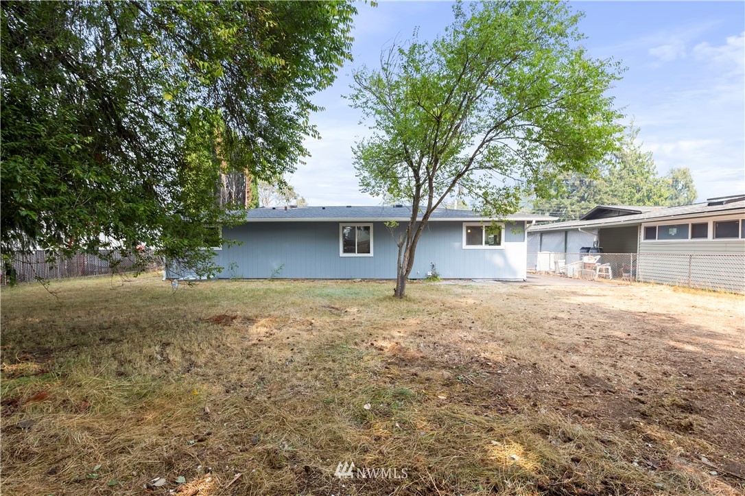 1219 Ivy Road Bremerton, WA 98310 - Photo 33 of 35 Gallery Image 33