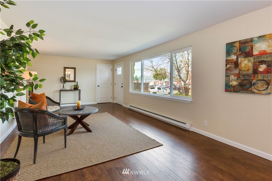 1219 Ivy Road Bremerton, WA 98310 - Photo 5 of 35 Gallery Image 5
