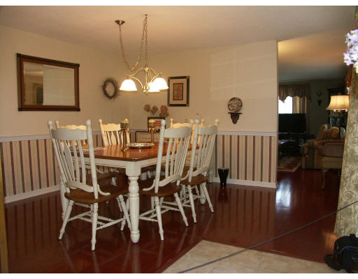 16 East Bluff Road, Unit 16 Ashland, MA 01721 - Photo 11 of 14 Gallery Image 11