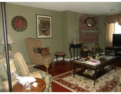 16 East Bluff Road, Unit 16 Ashland, MA 01721 - Photo 3 of 14 Gallery Image 3
