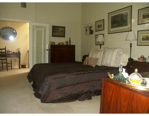 16 East Bluff Road, Unit 16 Ashland, MA 01721 - Photo 5 of 14 Gallery Image 5