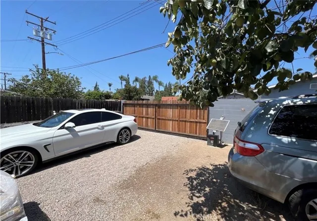 $4,150 | 323 West 18th Street, Santa Ana, CA 92706