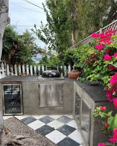 $4,150 | 323 West 18th Street, Santa Ana, CA 92706