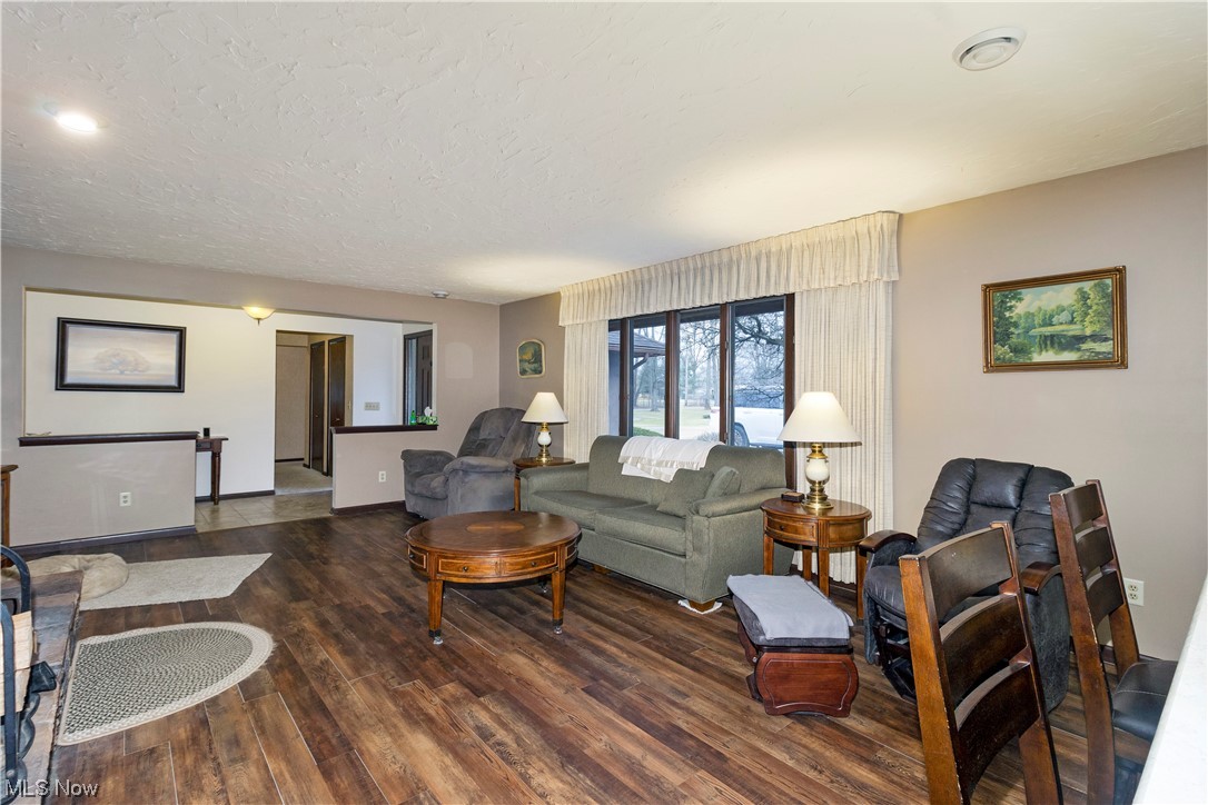 9433 Reed Road North Ridgeville, OH 44039 - Photo 3 of 28 Gallery Image 3