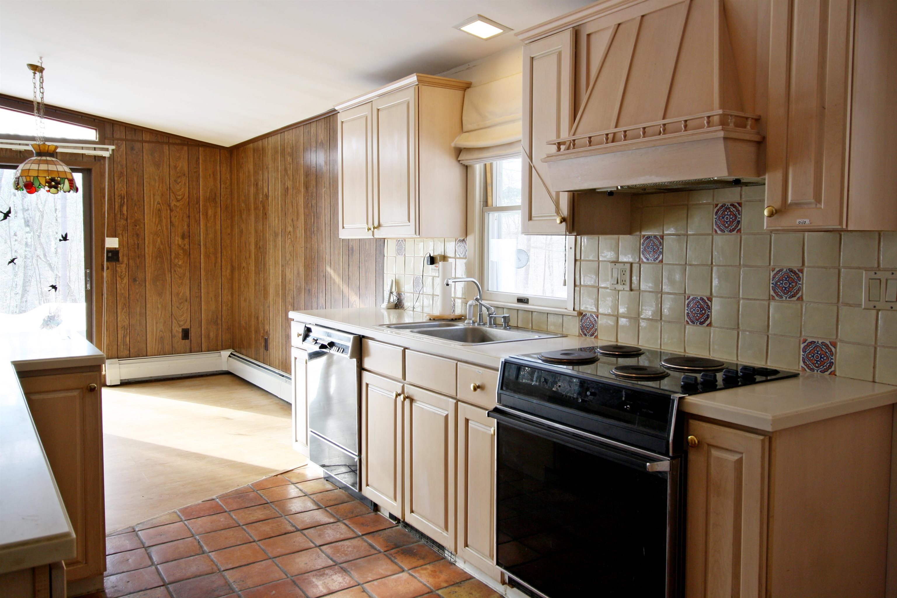 138 Maiden Lane Ripton, VT 05766 - Photo 10 of 28