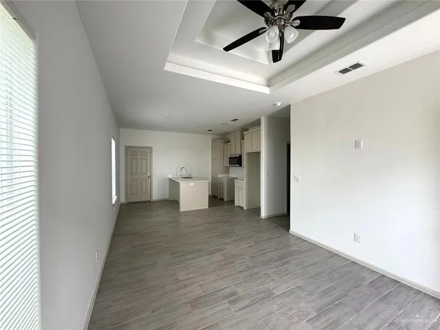 $1,100 | 7710 North 58th Street, Unit 4, Mission, TX 78573