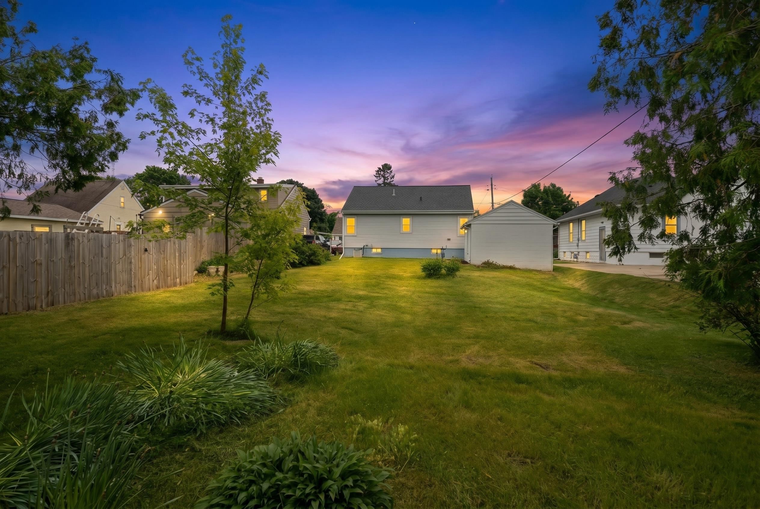 1014 24th Street Two Rivers, WI 54241 - Photo 30 of 40