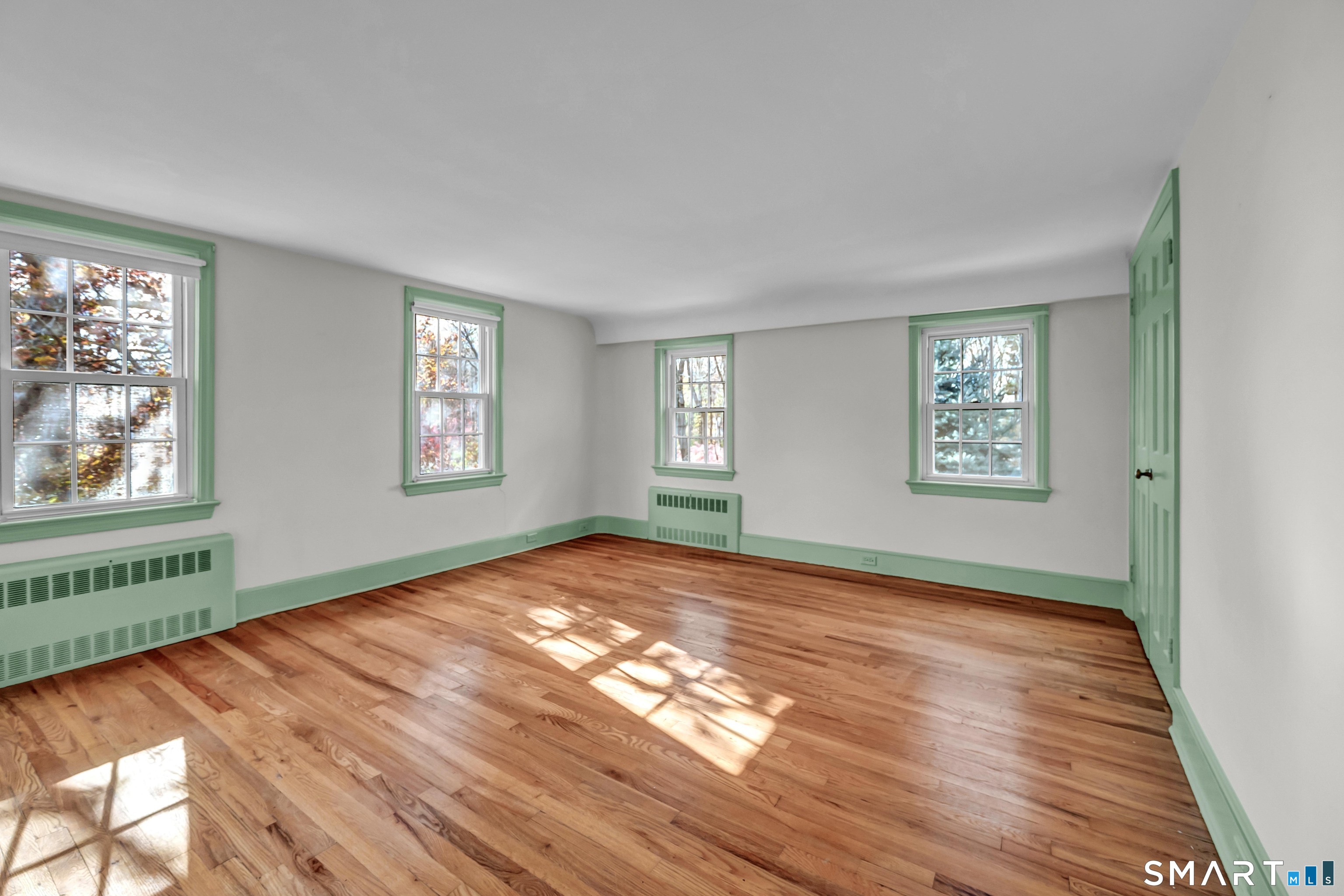 1 Reservoir Road Newtown, CT 06470 - Photo 27 of 37 Upper Level