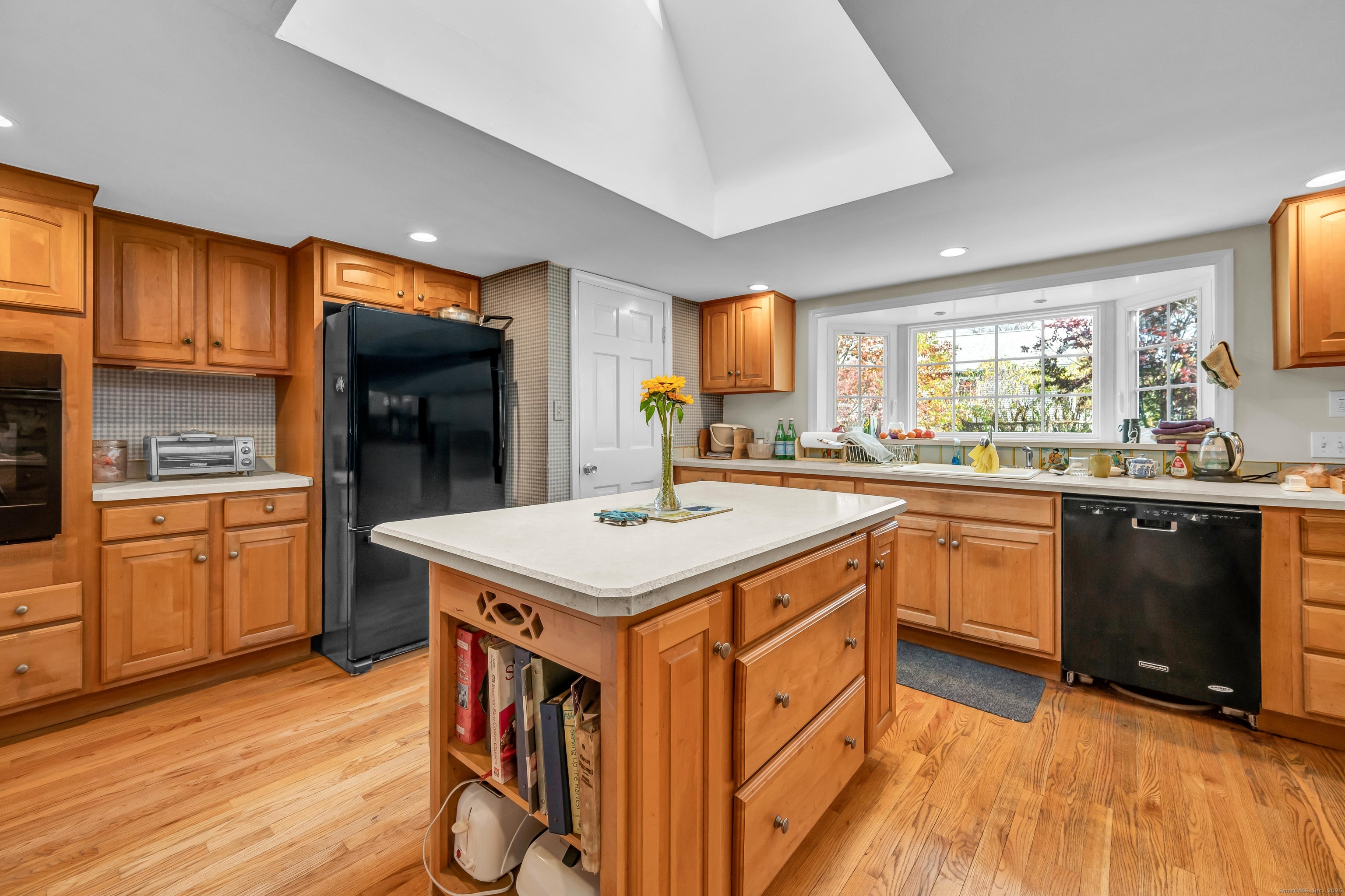 1 Reservoir Road Newtown, CT 06470 - Photo 7 of 37 Island, Skylight