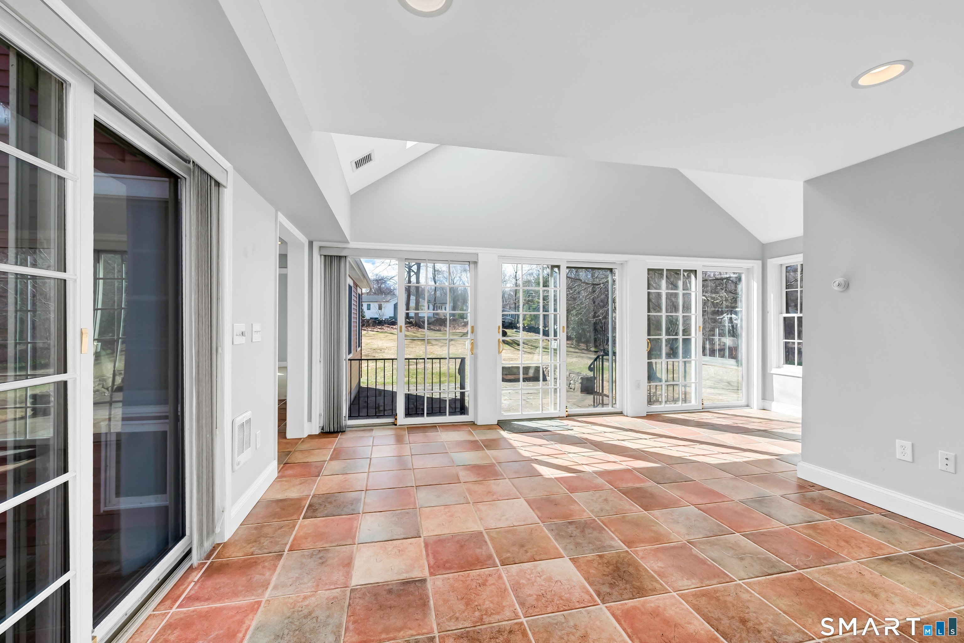 1 Reservoir Road Newtown, CT 06470 - Photo 10 of 37