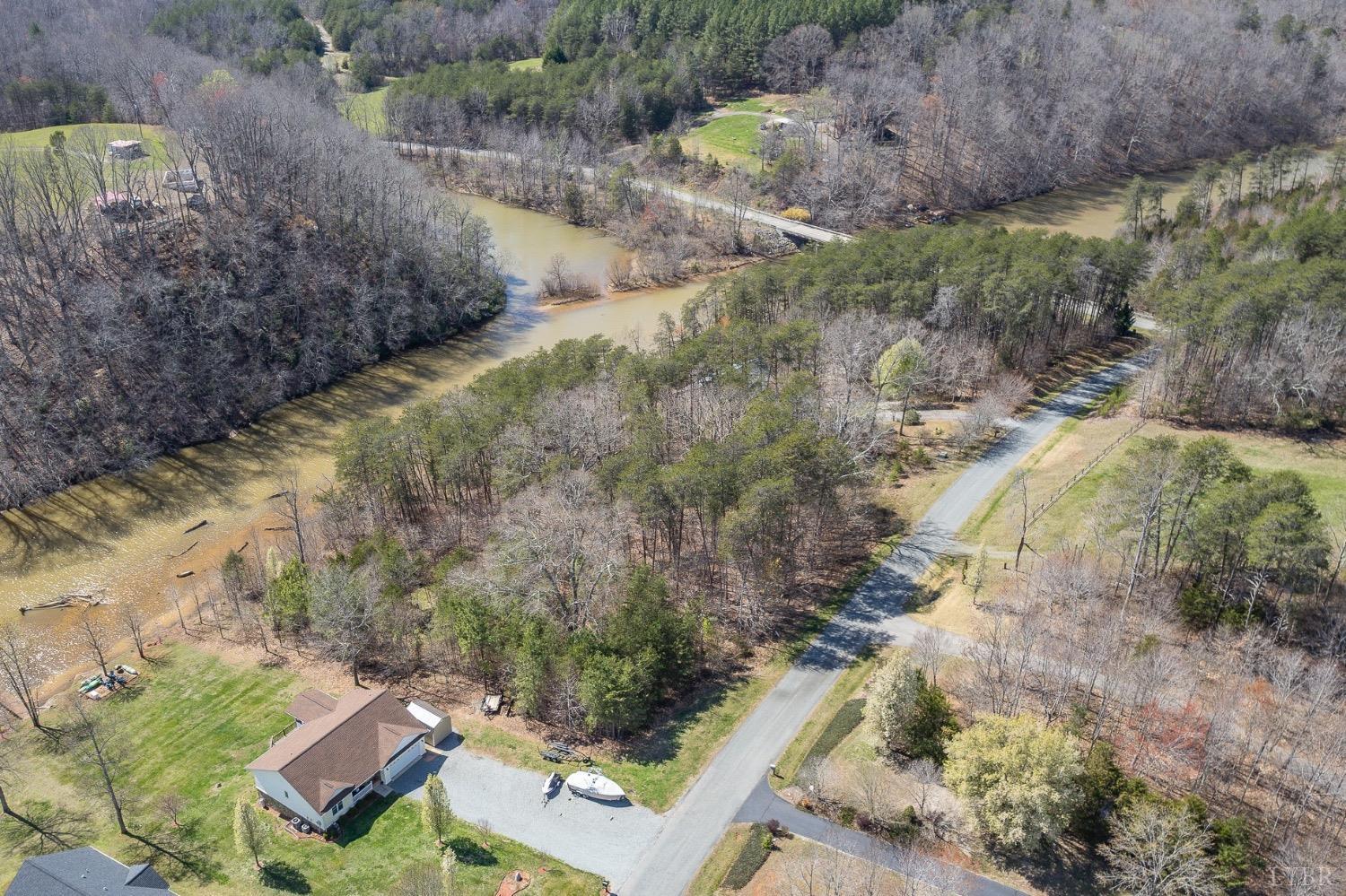 4 Inlet Drive Wirtz, VA 24184 - Photo 5 of 11 a view of a house with a yard