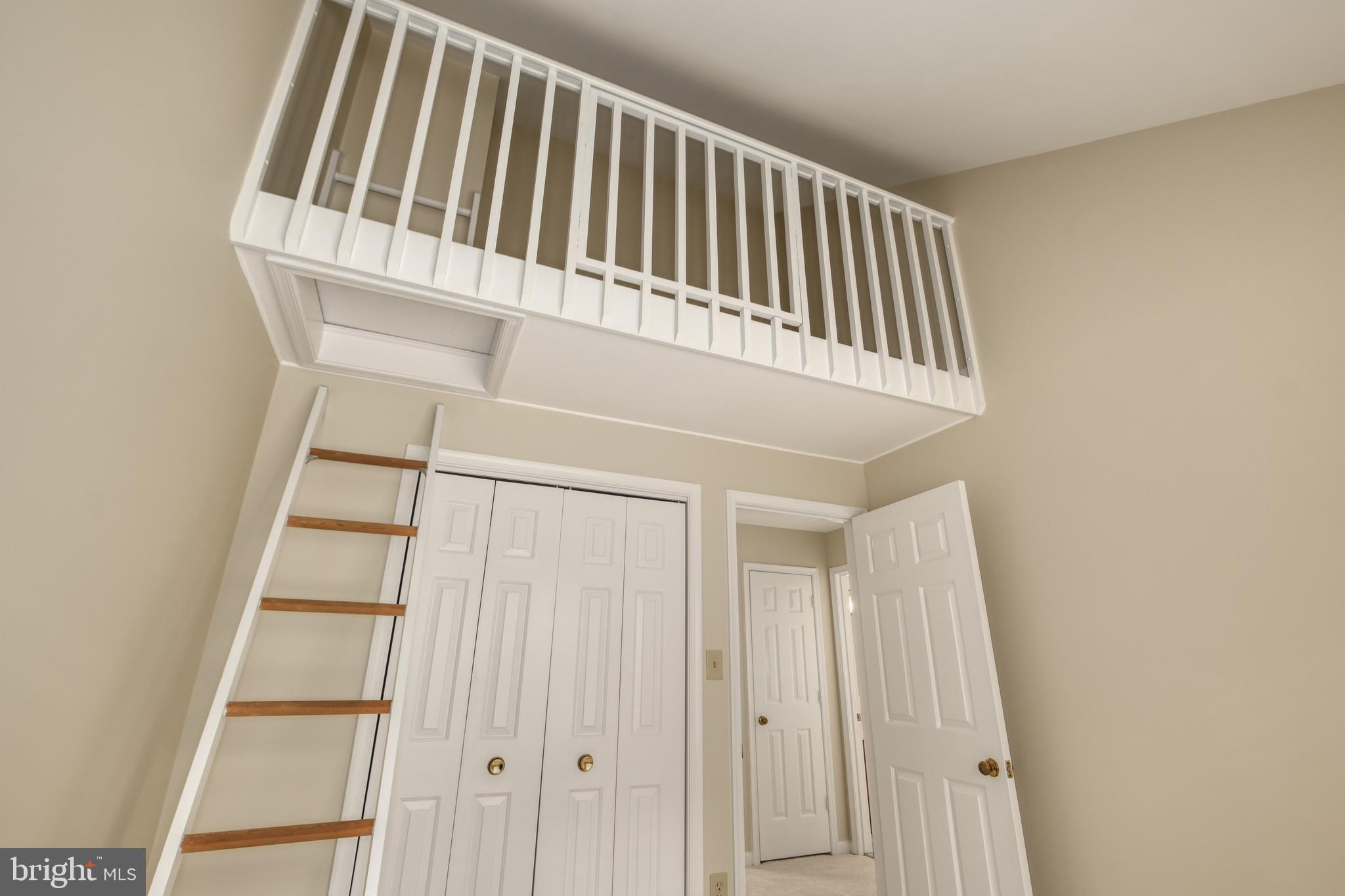 8174 Cliffview Avenue Springfield, VA 22153 - Photo 32 of 55 Loft in BR 3 - such a cool flex space!