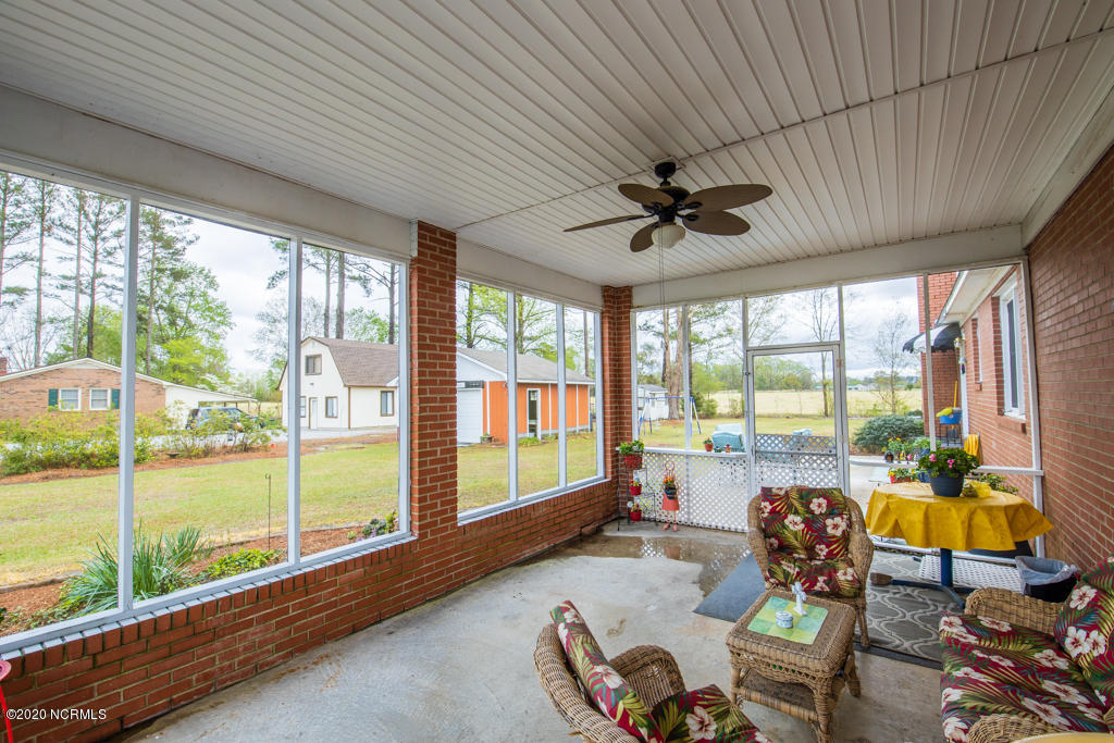 720 Mill Road Washington, NC 27889 - Photo 3 of 32 720 Mill Rd-2