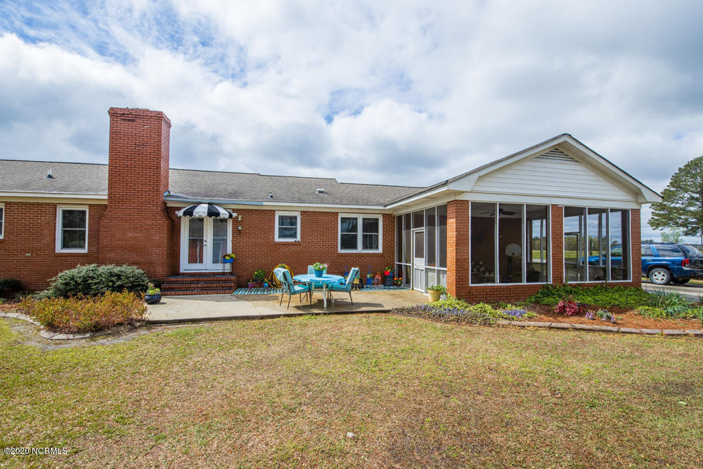 720 Mill Road Washington, NC 27889 - Photo 8 of 32 720 Mill Rd-7