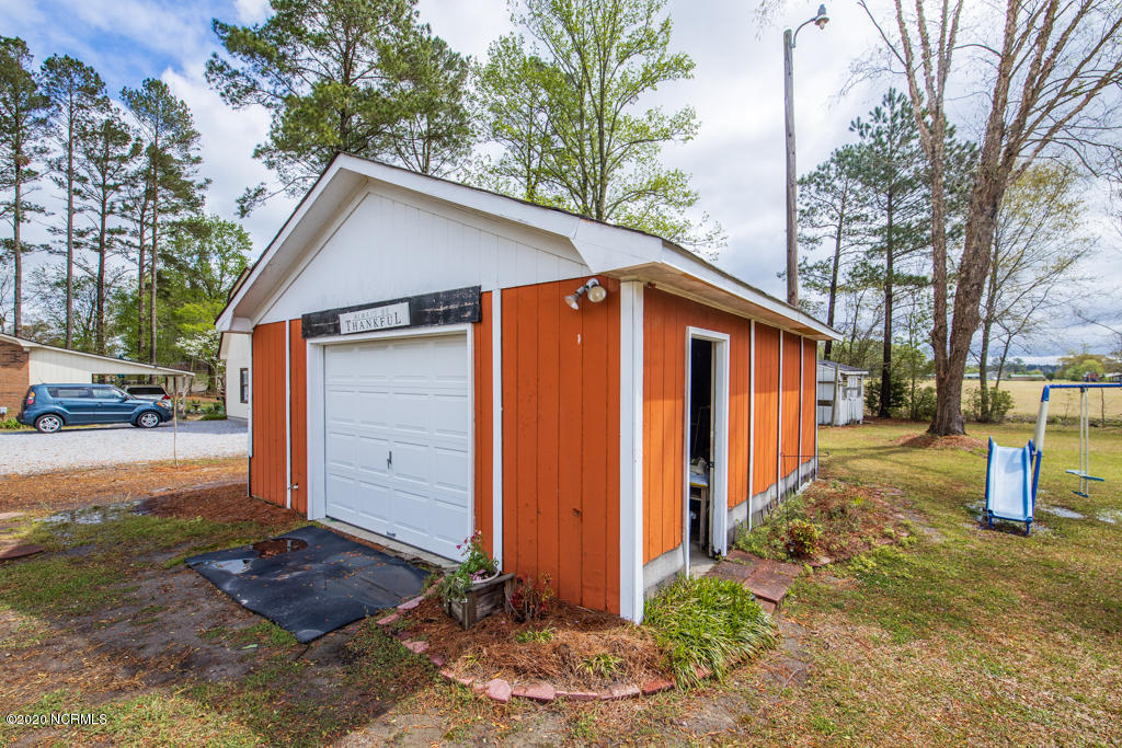 720 Mill Road Washington, NC 27889 - Photo 10 of 32 720 Mill Rd-9