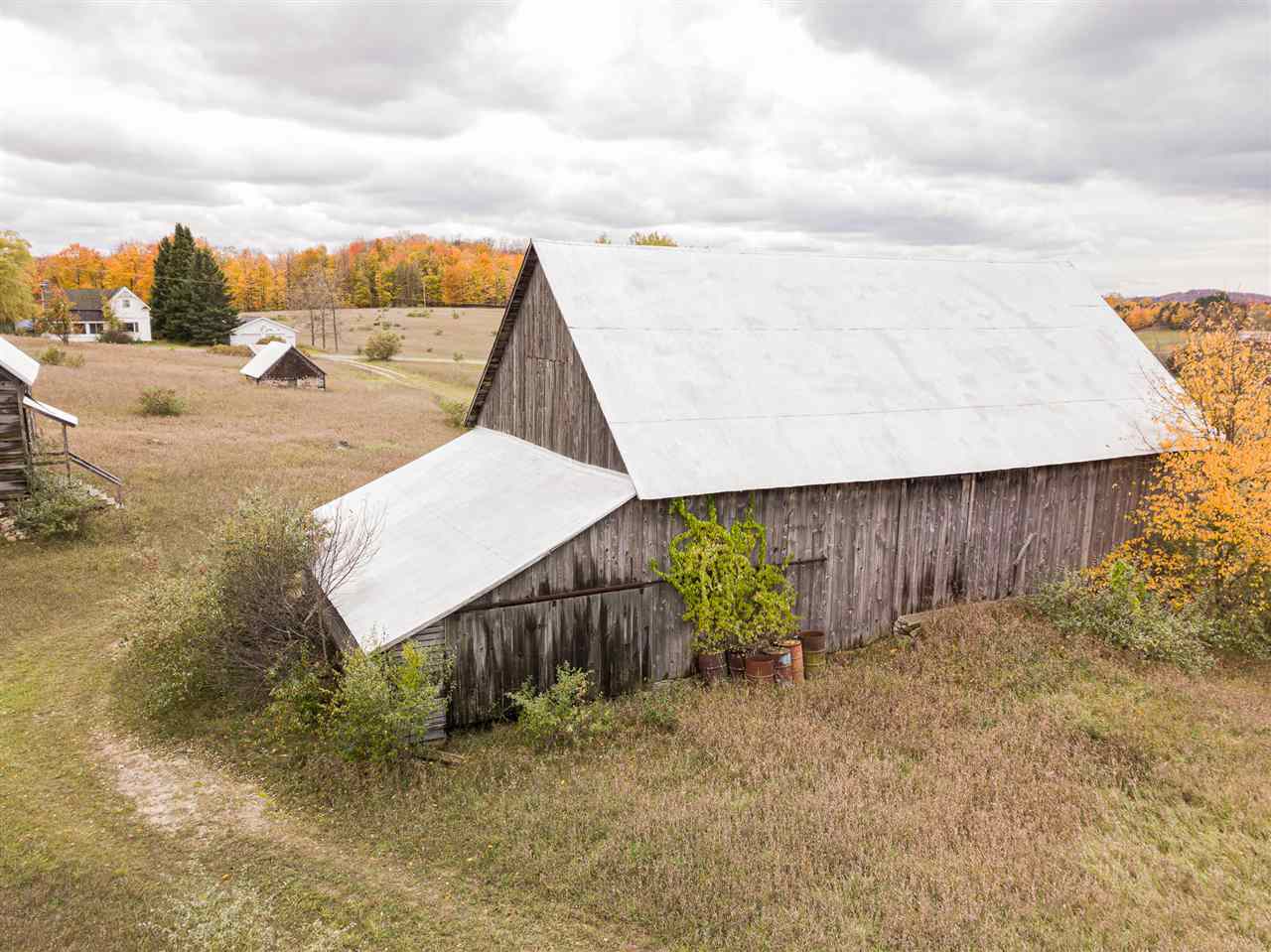 6875 South French Road Cedar, MI 49621 - Photo 22 of 39 1881670-21.JPG