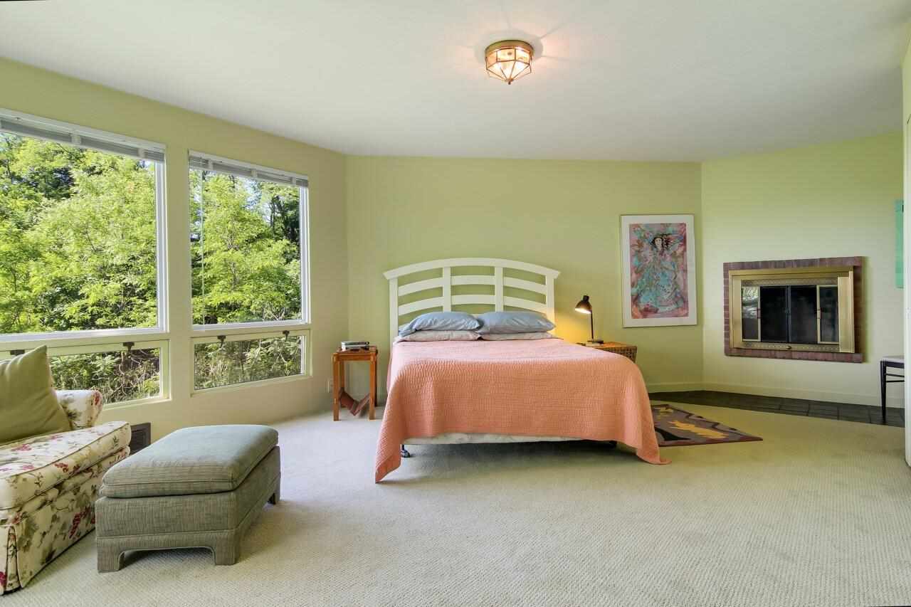 2494 Carroll Road Traverse City, MI 49686 - Photo 38 of 74 1888679-37.JPG