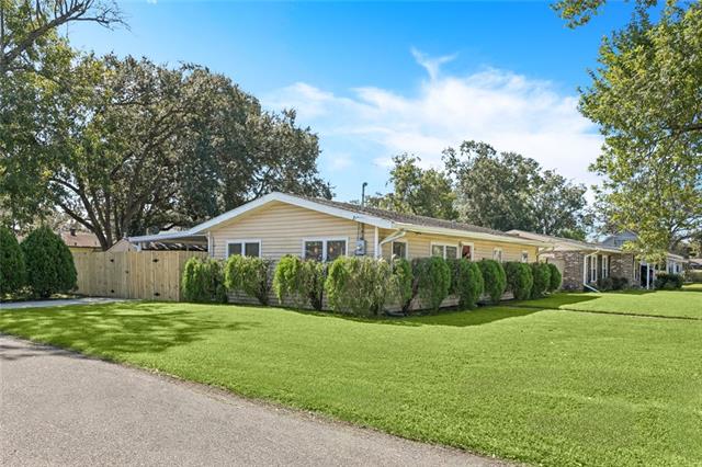 215 Citrus Road River Ridge, LA 70123 - Photo 2 of 11