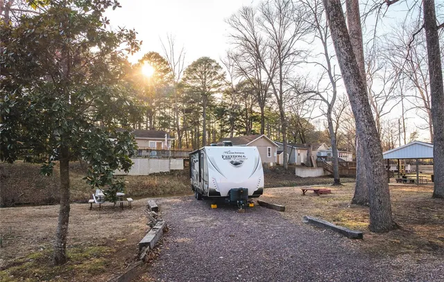 $1,600,000 | 4247 Wayne Rte Hh, Piedmont, MO 63957