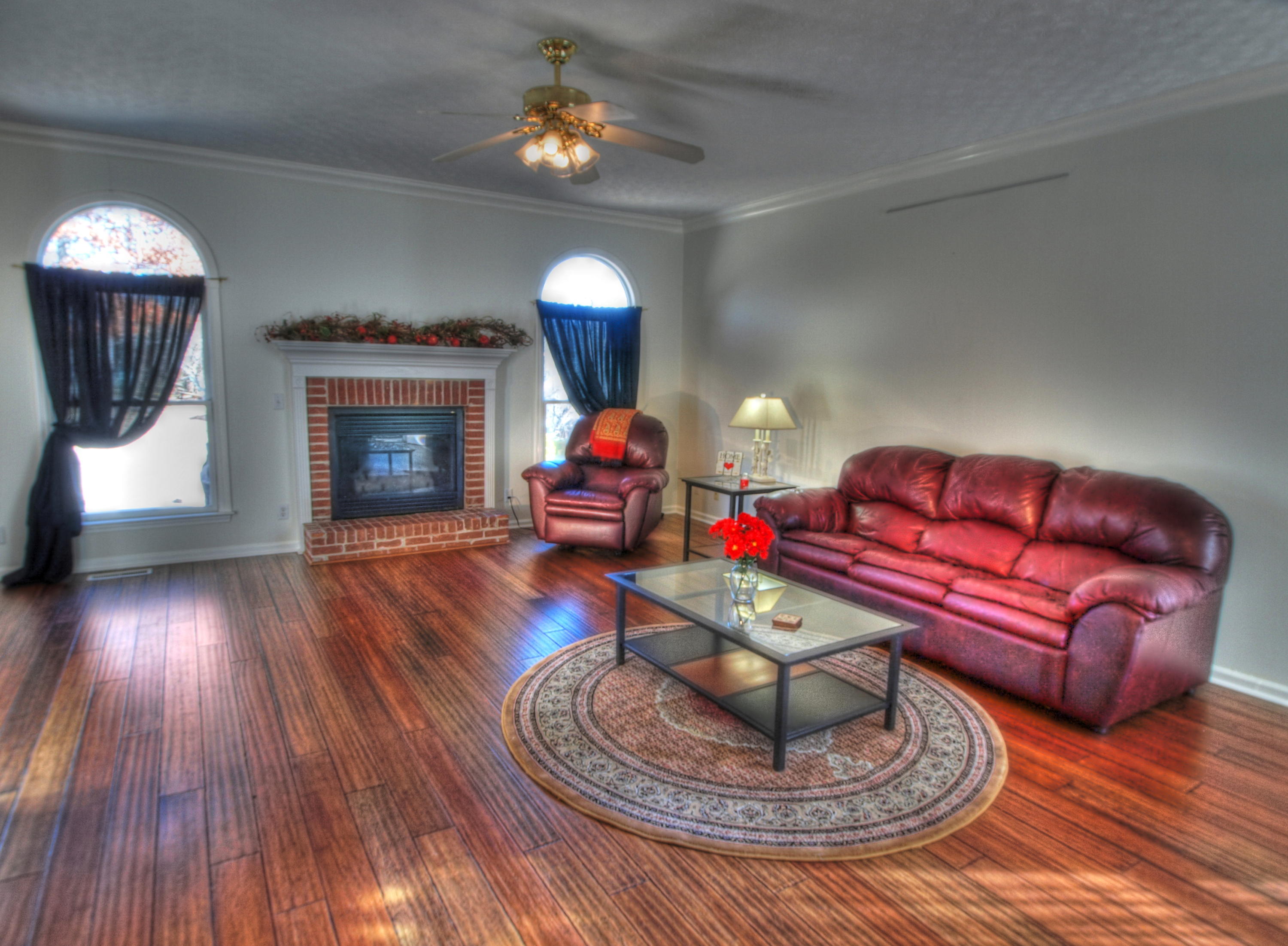64 Riverview Drive Oak Ridge, TN 37830 - Photo 14 of 33 Living room