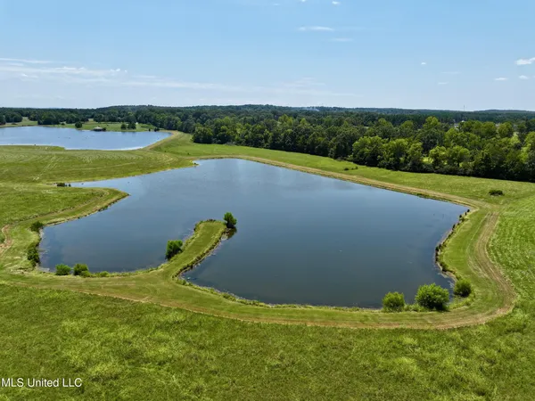 $229,000 | Cedar Hill Road, Flora, MS 39071