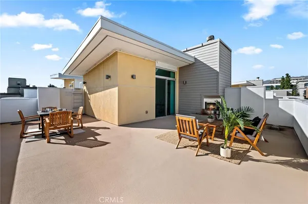 $1,099,000 | 238 South Arroyo Parkway, Unit 401, Pasadena, CA 91105