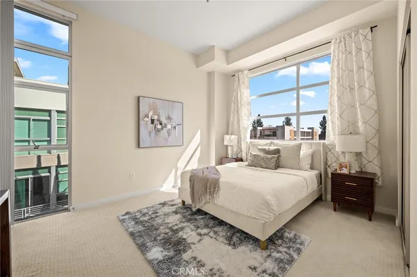 $1,099,000 | 238 South Arroyo Parkway, Unit 401, Pasadena, CA 91105