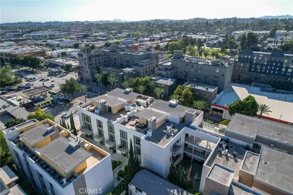 $1,099,000 | 238 South Arroyo Parkway, Unit 401, Pasadena, CA 91105