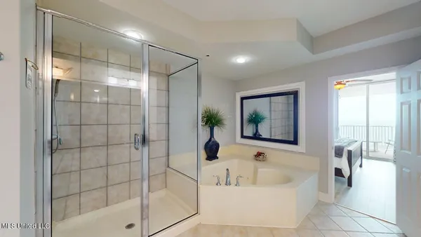 $475,000 | 2668 Beach Boulevard, Unit 704, Biloxi, MS 39531