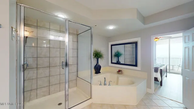 $475,000 | 2668 Beach Boulevard, Unit 704, Biloxi, MS 39531