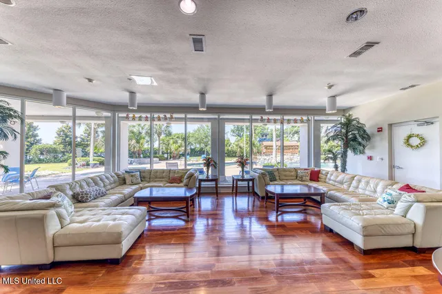 $475,000 | 2668 Beach Boulevard, Unit 704, Biloxi, MS 39531